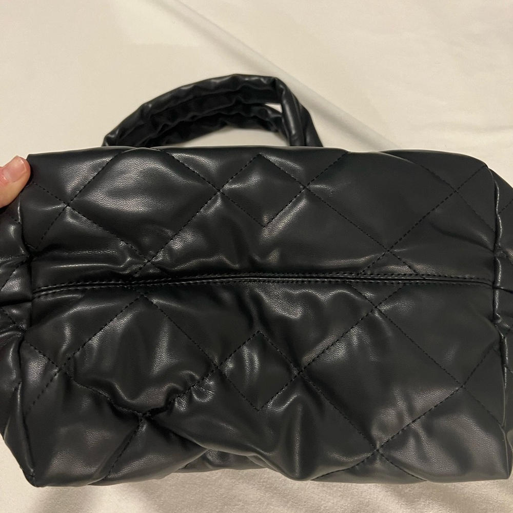 Marc Jacobs Black Quilted Tote Bag - Picture 4 of 4